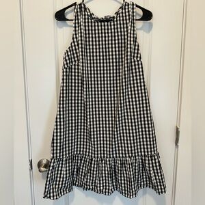 J crew B&W Gingham print shift dress with ruffle
